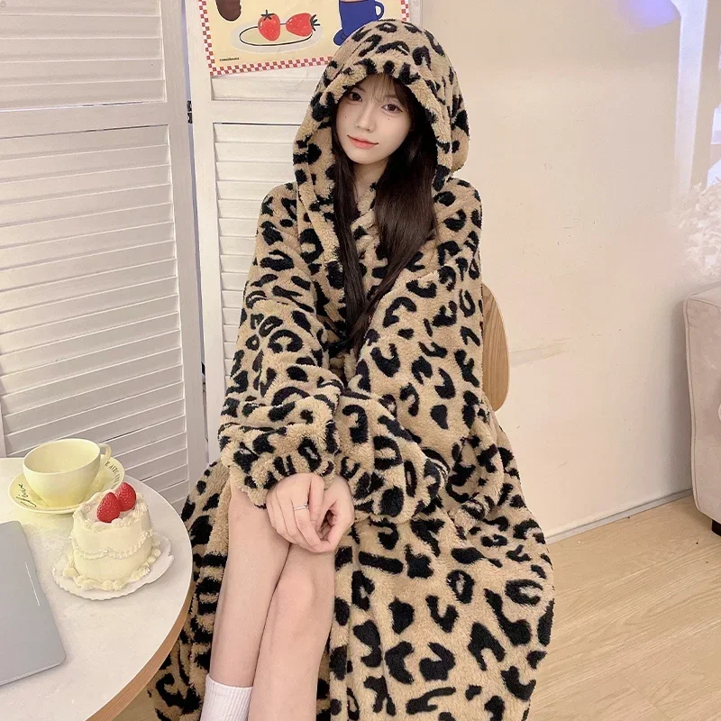 Peignoir leopard